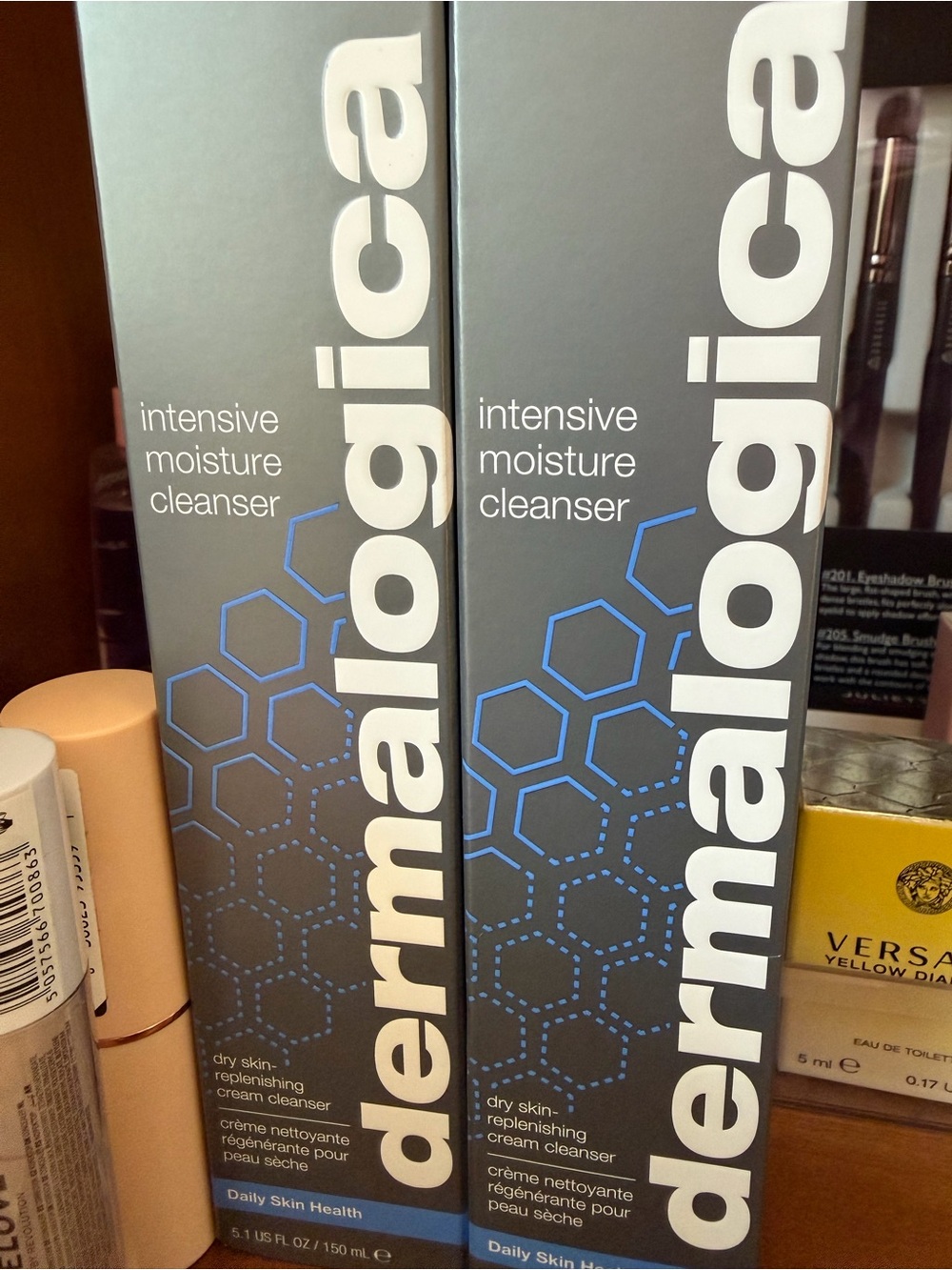 dermalogica Intensive Moisture Cleanser — Gray with Blue Accents